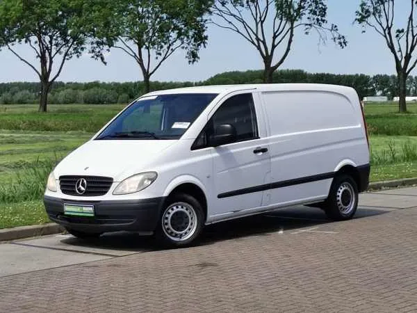 Mercedes-Benz Vito 109 CDI Image 2